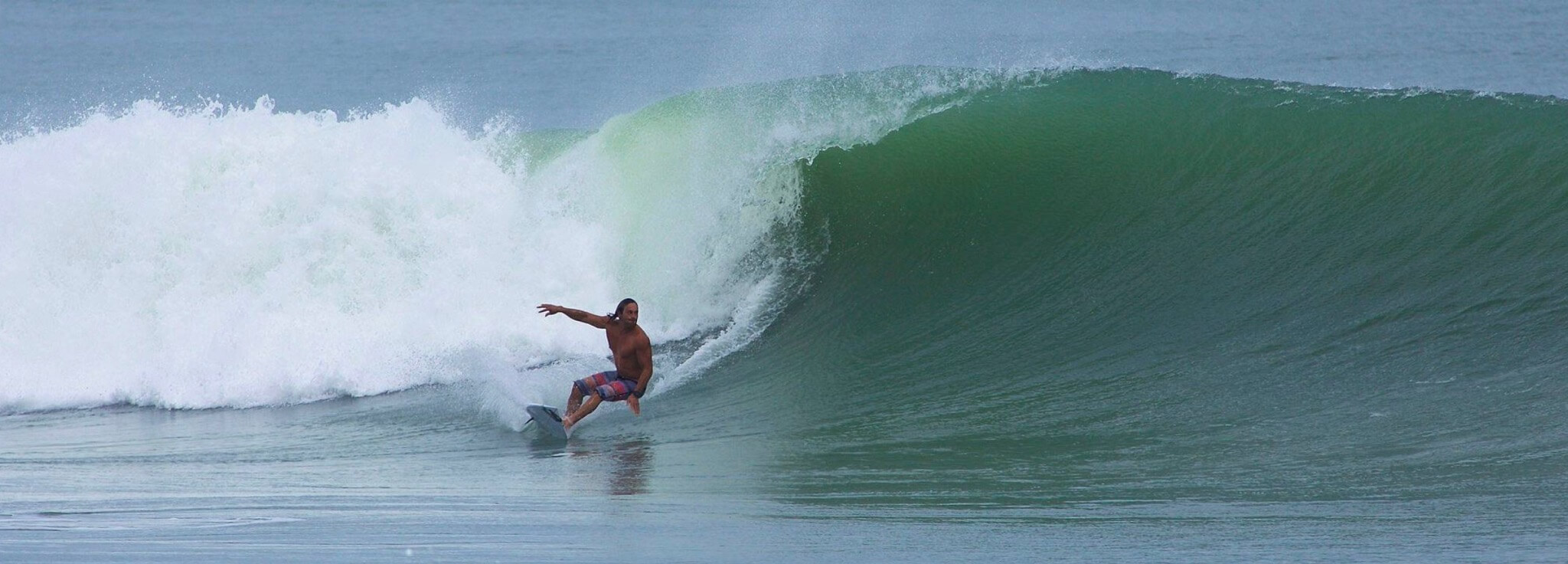 Coach Paul executing a perfect bottom turn